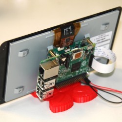 Raspberry-Pi 7" Touch Screen Display with 10 Finger Capacitive Touch 